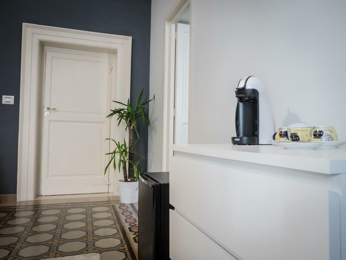 Ajde Rooms & Breakfast ตรานิ ภายนอก รูปภาพ